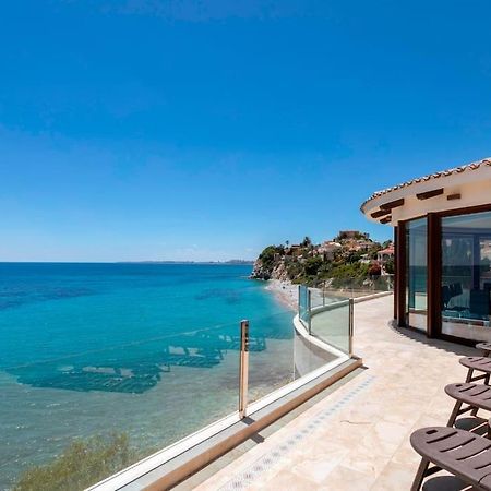 Villa Irene, Large First Line Villa With Amazing Sea- And Coast Views And Large Private Swimming Pool! Alicante Bagian luar foto